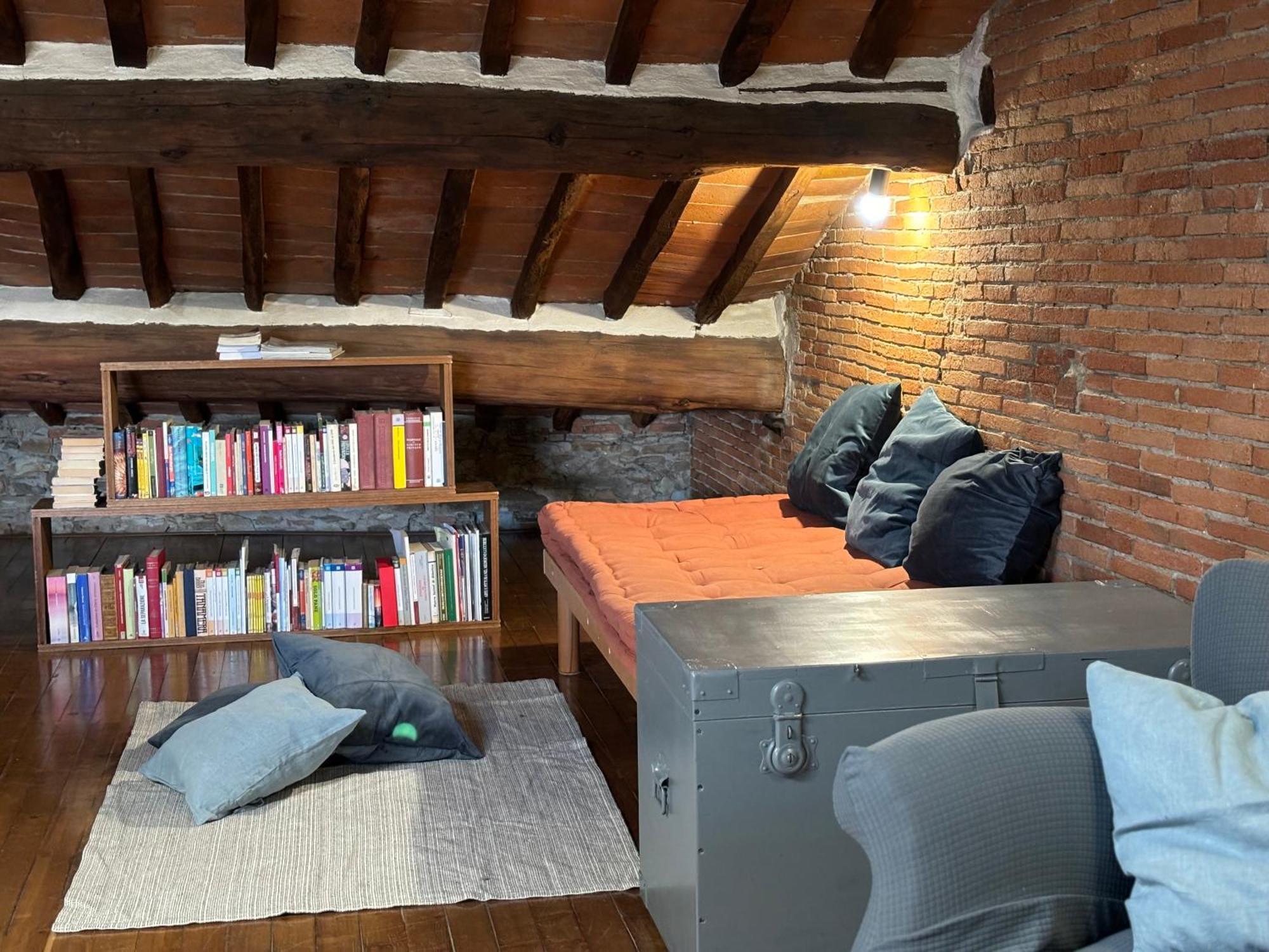 Lovely Apartment Lucca Bagian luar foto